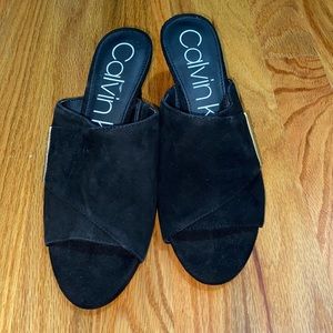 Calvin Kline shade mules